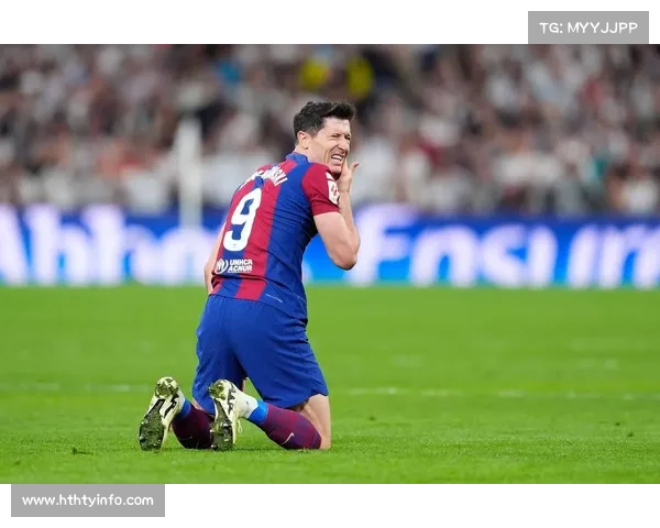 巴萨4-2逆转布拉格斯拉维亚，莱万进球破C罗纪录